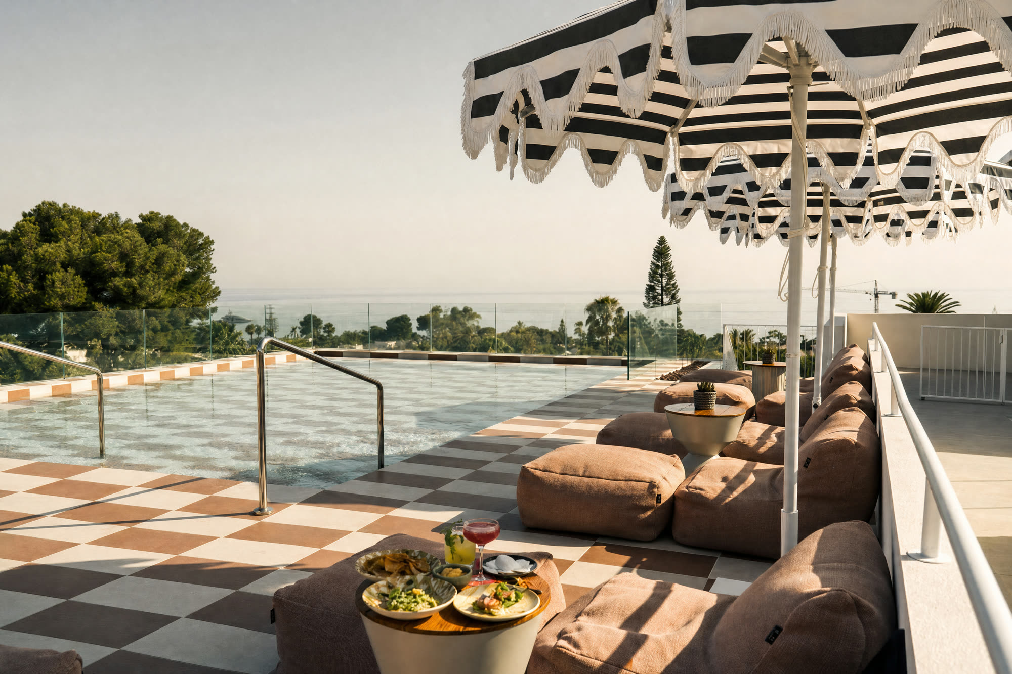 Kimpton Los Monteros restaurant